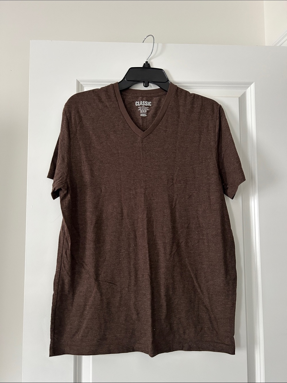 Men’s Old Navy Classic Brown V-Neck Tee